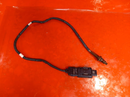 ebay-src:https://i.ebayimg.com/00/s/mtiwmfgxnjaw/z/ipaaaeswv0tqp4-3/$_57.jpg