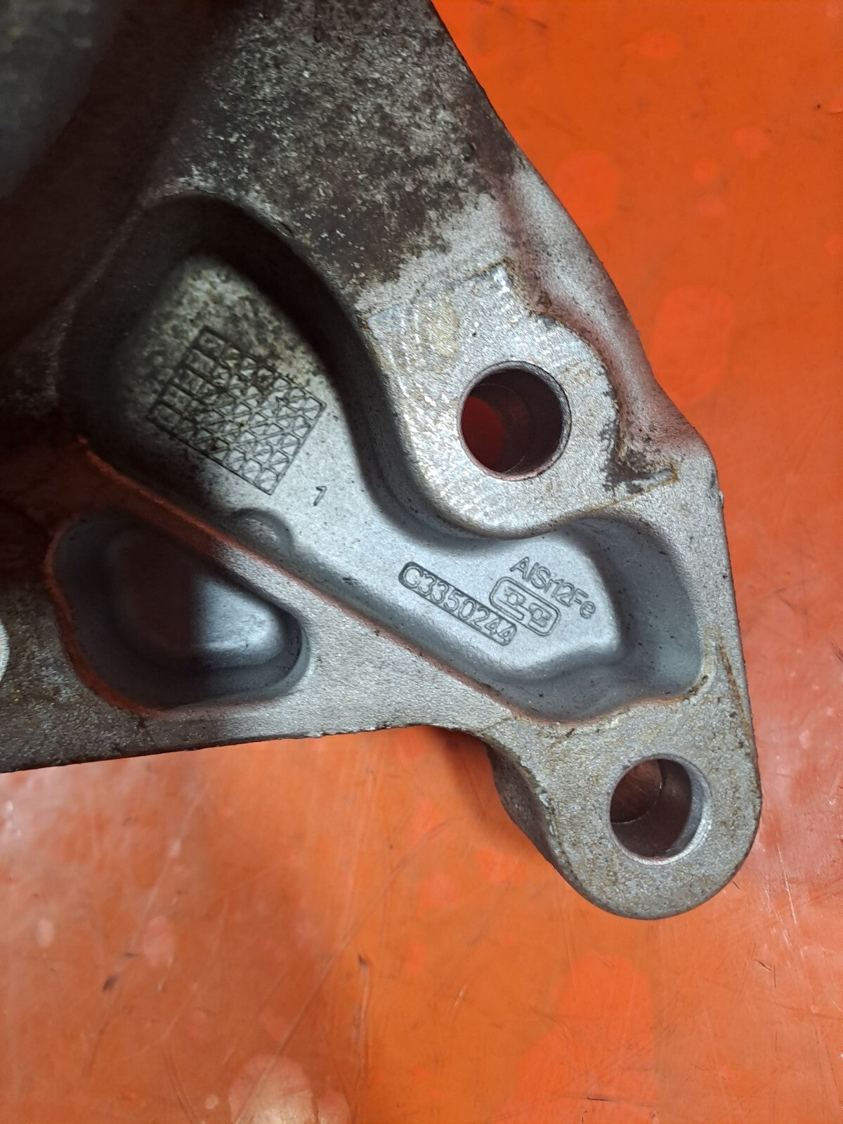 ✅FORD MONDEO MK5 2.0 DIESEL 2016 RIGHT ENGINE MOUNT DS73-6F012-GG Warranty A273 - Image 9