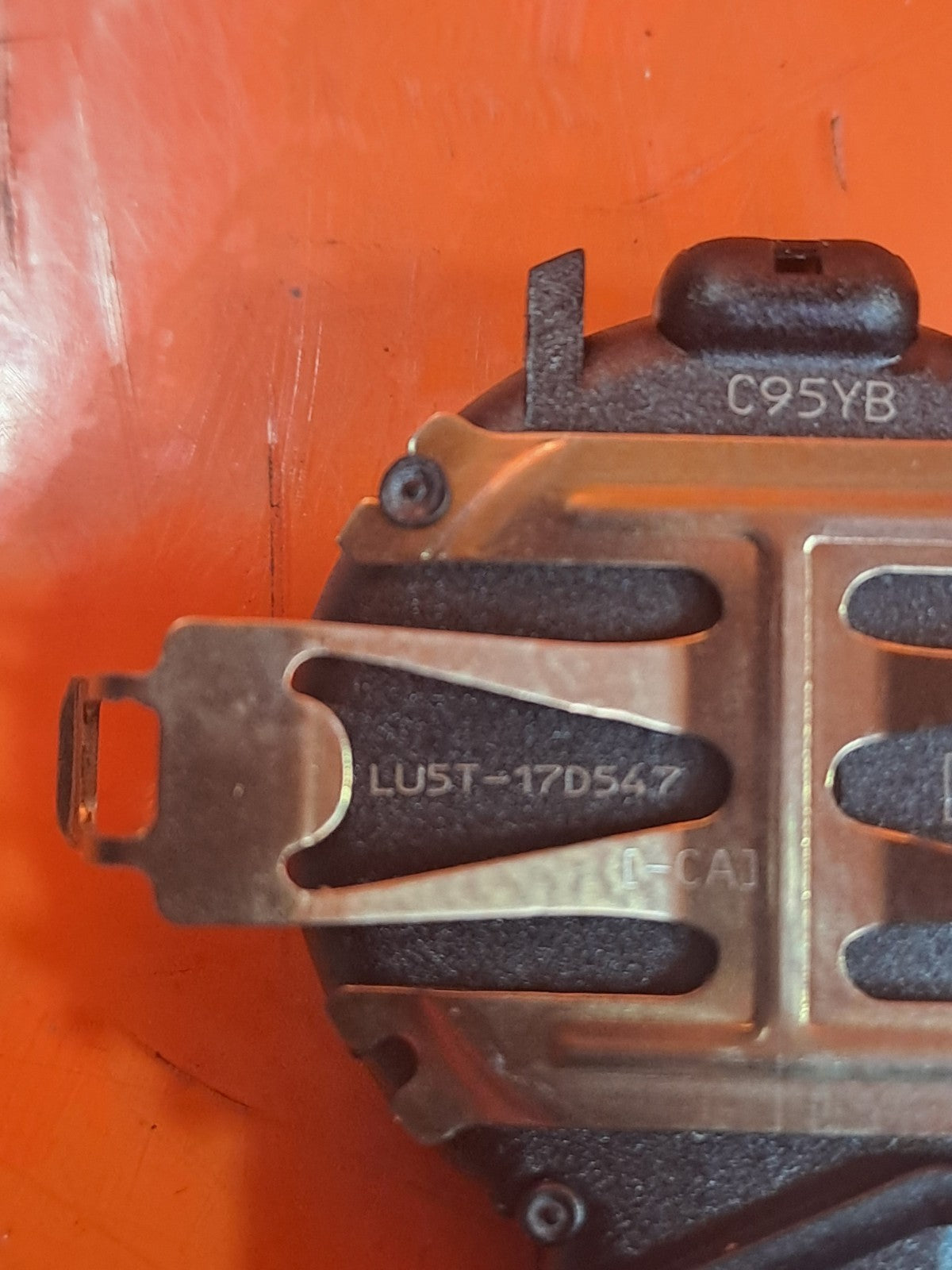 ✅FORD KUGA ST-LINE X 2.5 PETROL 2023 FRONT WINDSCREEN RAIN SENSOR LU5T17D547CA - Image 4