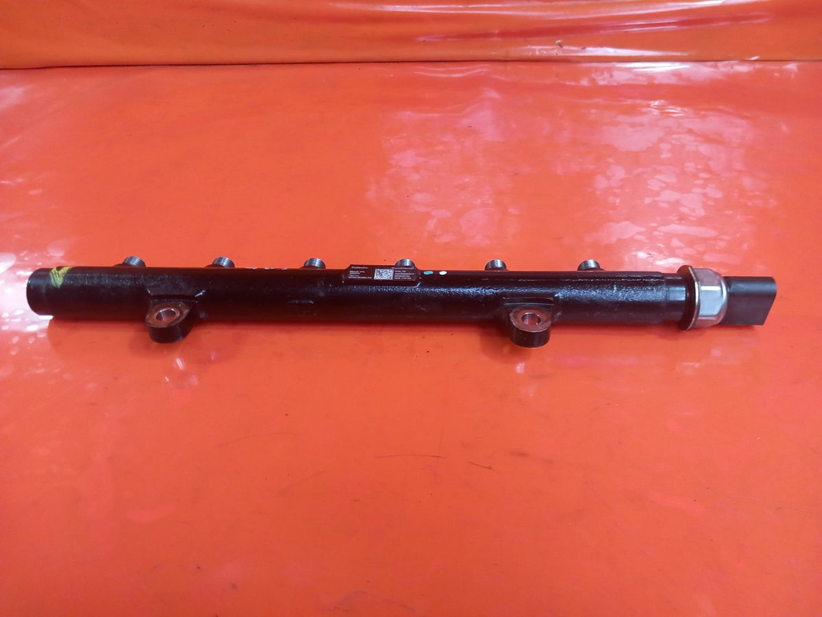 ebay-src:https://i.ebayimg.com/00/s/mtiwmfgxnjaw/z/82waaesw1kvqtjs3/$_57.jpg