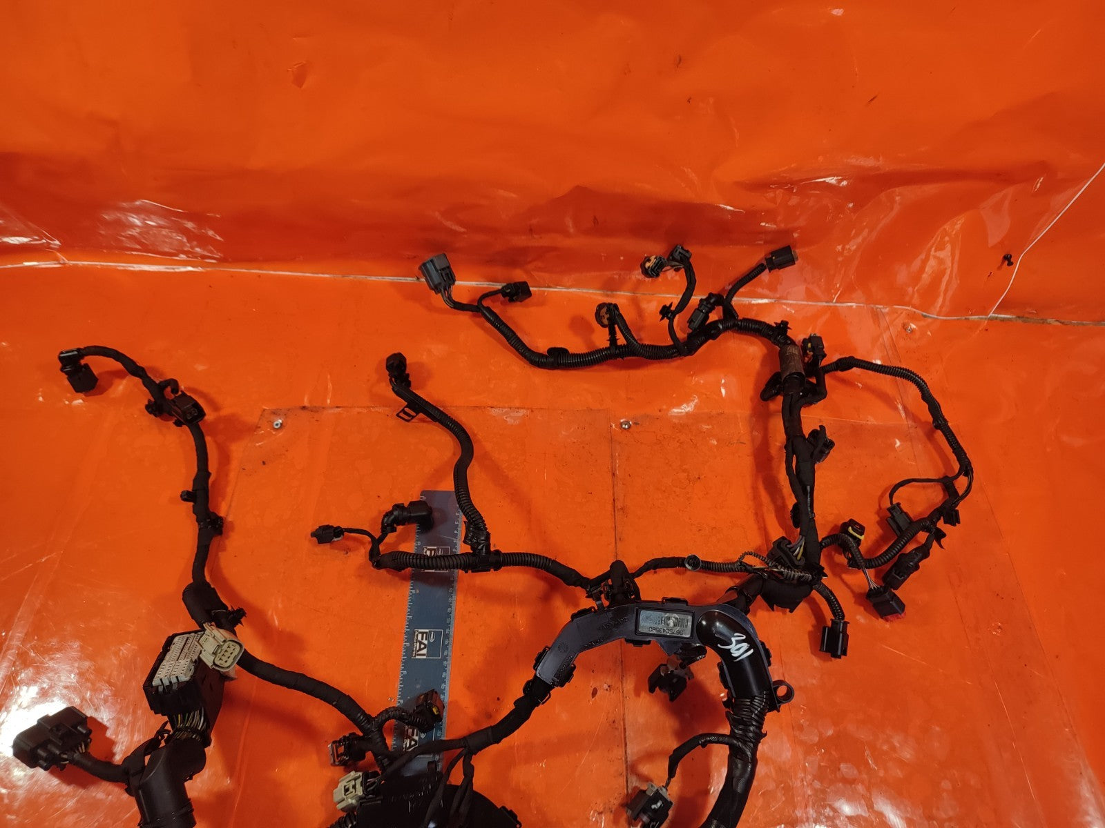 ebay-src:https://i.ebayimg.com/00/s/mtiwmfgxnjaw/z/bhiaaeswek1o4lbo/$_57.jpg