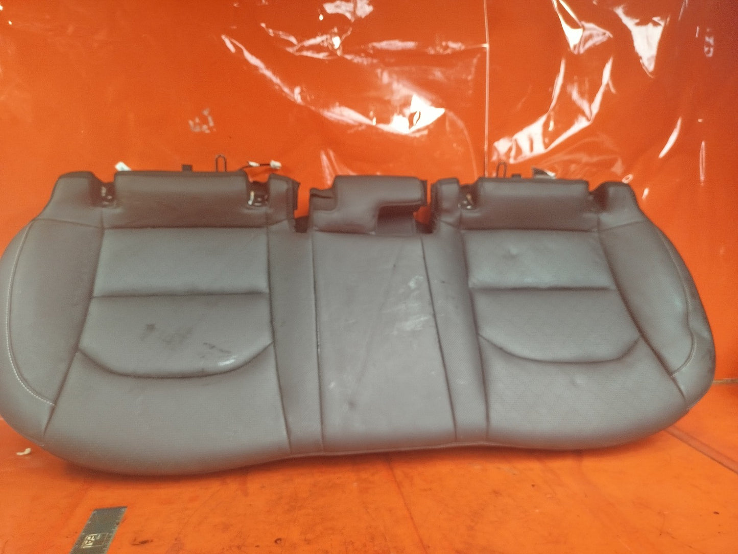 ✅Kia Xceed 4 Isg 1.5 Petrol 2021 REAR LEATHER SEAT BASE 3457581 Warranty A228 - Image 1