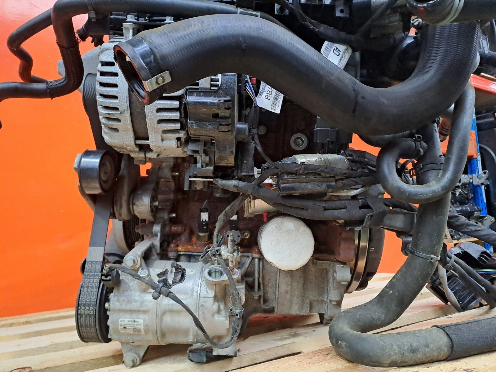ebay-src:https://i.ebayimg.com/00/s/mtiwmfgxnjaw/z/ihcaaeswyqlpq-6i/$_57.jpg