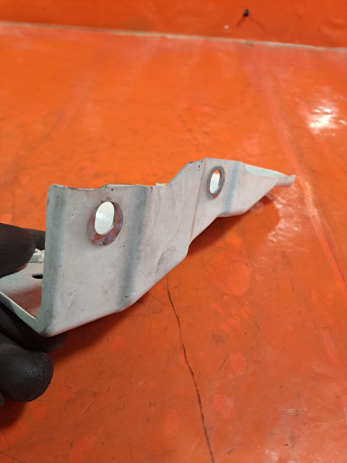 ✅2016 SSANGYONG TIVOLI ELX RIGHT WING BRACKET + WARRANTY A279 - Image 5