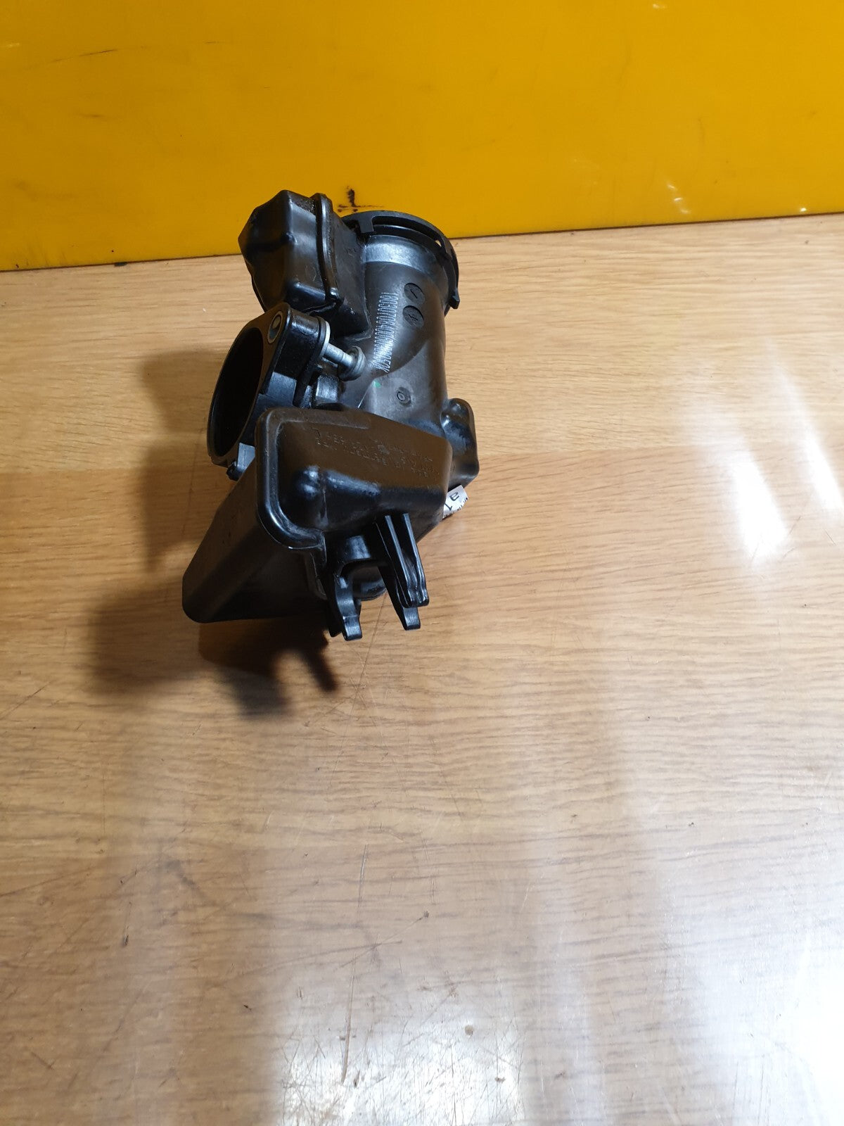 ✅SKODA FABIA MONTE CARLO 1.0 PETROL 2018 TURBO AIR INTAKE ELBOW PIPE 04C129656L - Image 4