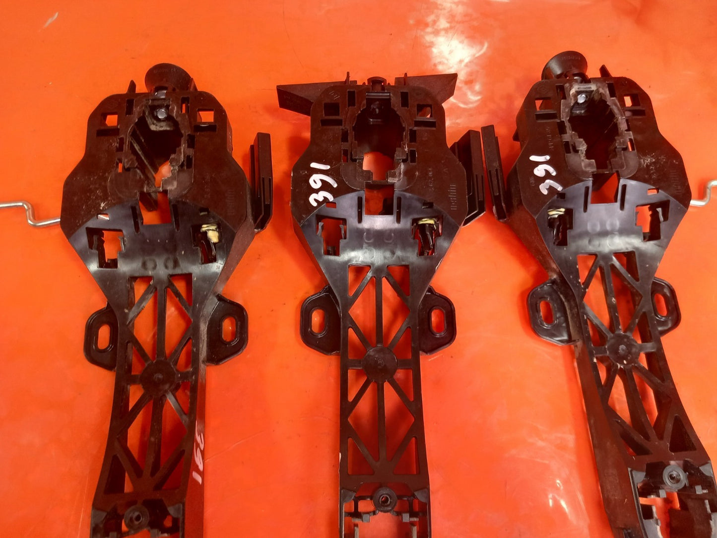 Dacia Jogger 1.0 Petrol 2024 Exterior Door Handle Brackets 806067531R Warranty - Image 5