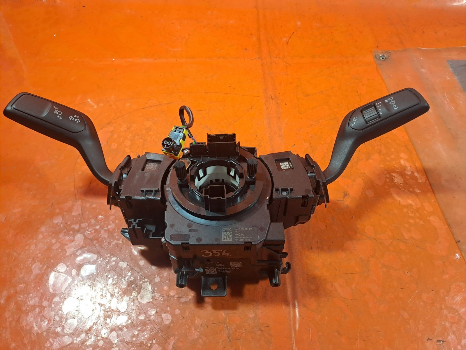 ✅FORD TRANSIT COURIER 1.5 DIESEL 2024 INDICATOR WIPER STALK & SQUIB R2X614B522BD - Image 3