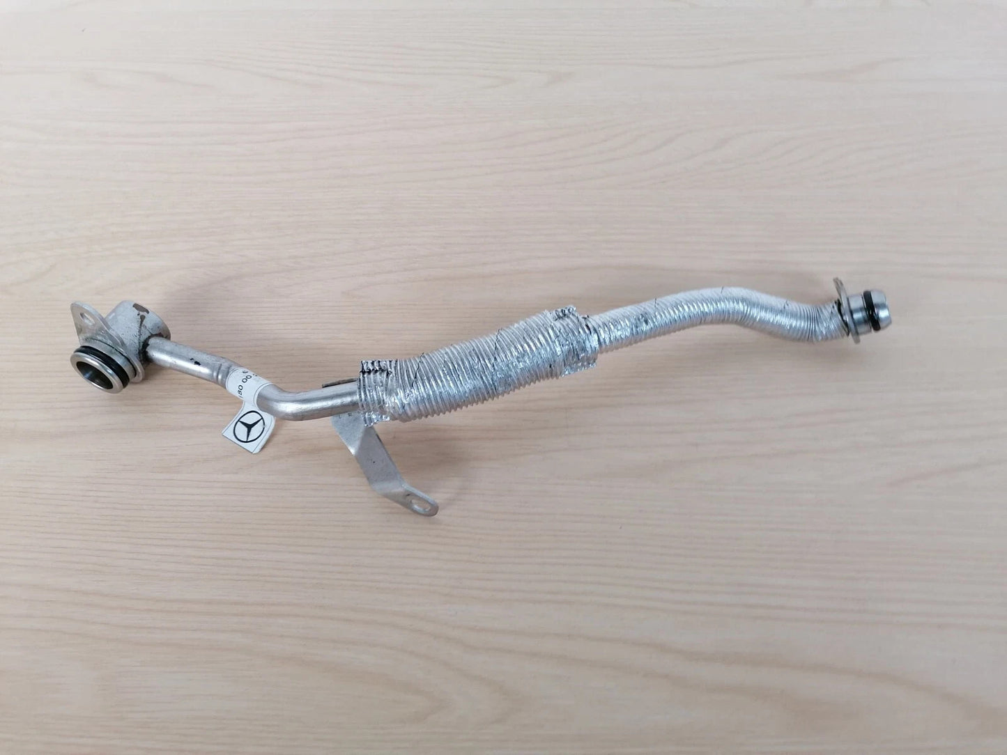 ✅Mercedes CLS 450 W257 3.0 Petrol 2019 Turbocharger Oil Return Pipe A2561800022 - Image 6
