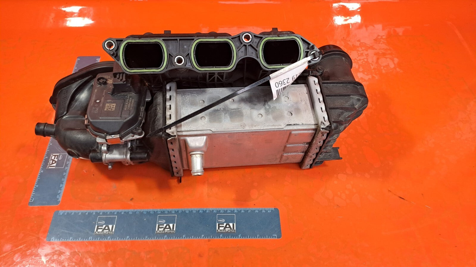 Volkswagen Tiago Life 1.0 Petrol 2023 INTERCOOLER 05C145785C 04E906051H Warranty - Image 11