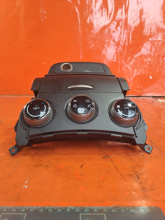✅Ssangyong Korando S 2013 2.0 Diesel Heater Climate Control Panel 76553M-34001 - Image 1