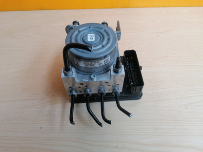 2015 MERCEDES C200 W205 2.0 PETROL ABS PUMP MODULATOR A2534310000 A048 - Image 4