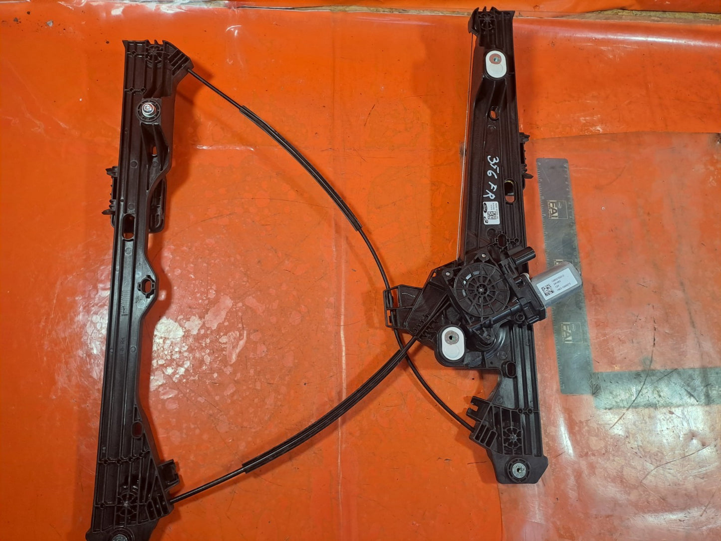 ebay-src:https://i.ebayimg.com/00/s/mtiwmfgxnjaw/z/ovkaaeswbc5postj/$_57.jpg