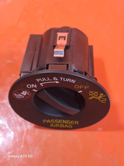 ebay-src:https://i.ebayimg.com/00/s/mtywmfgxmjaw/z/itcaaeswqbdpexgr/$_57.jpg