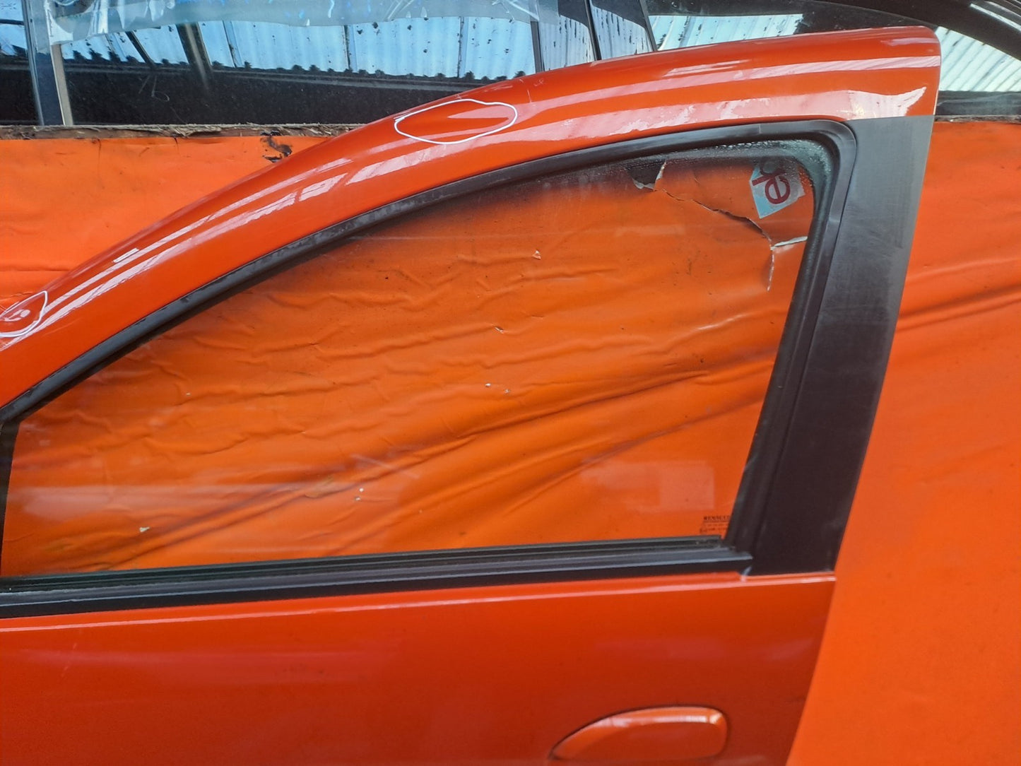 ✅2024 Dacia Duster Journey Front Left Door Orange Dent + Warranty A364 - Image 4