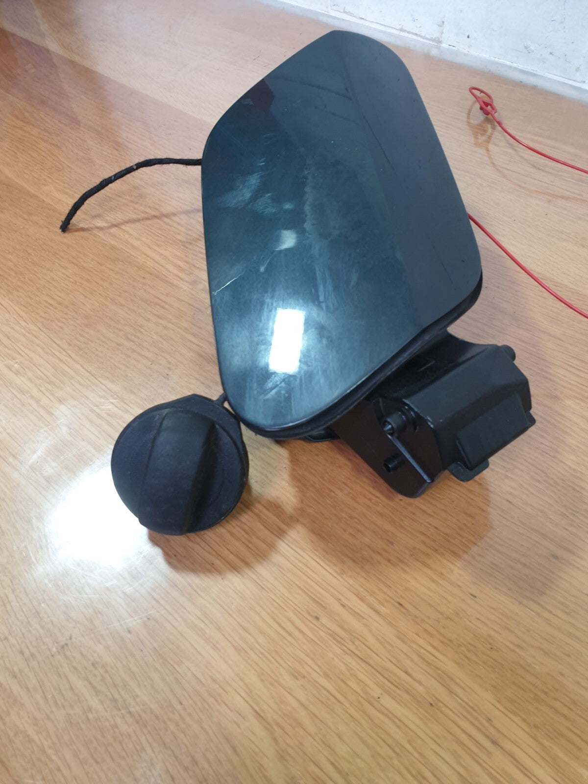 ✅Audi A1 Sport 1.0 Petrol 2020 FUEL TANK FLAP CAP COVER 82A809906 8V0862153A - Image 9