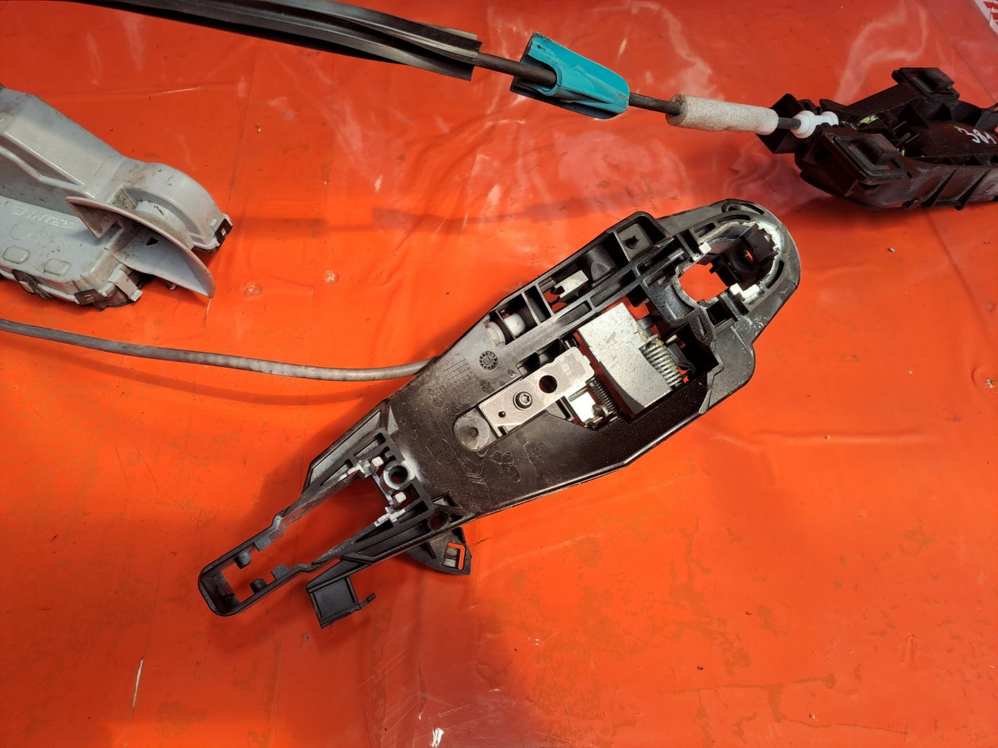 ✅Citroen Berlingo 650 1.5 Diesel 2020 Front Left Door Lock 16943582 Warranty - Image 5