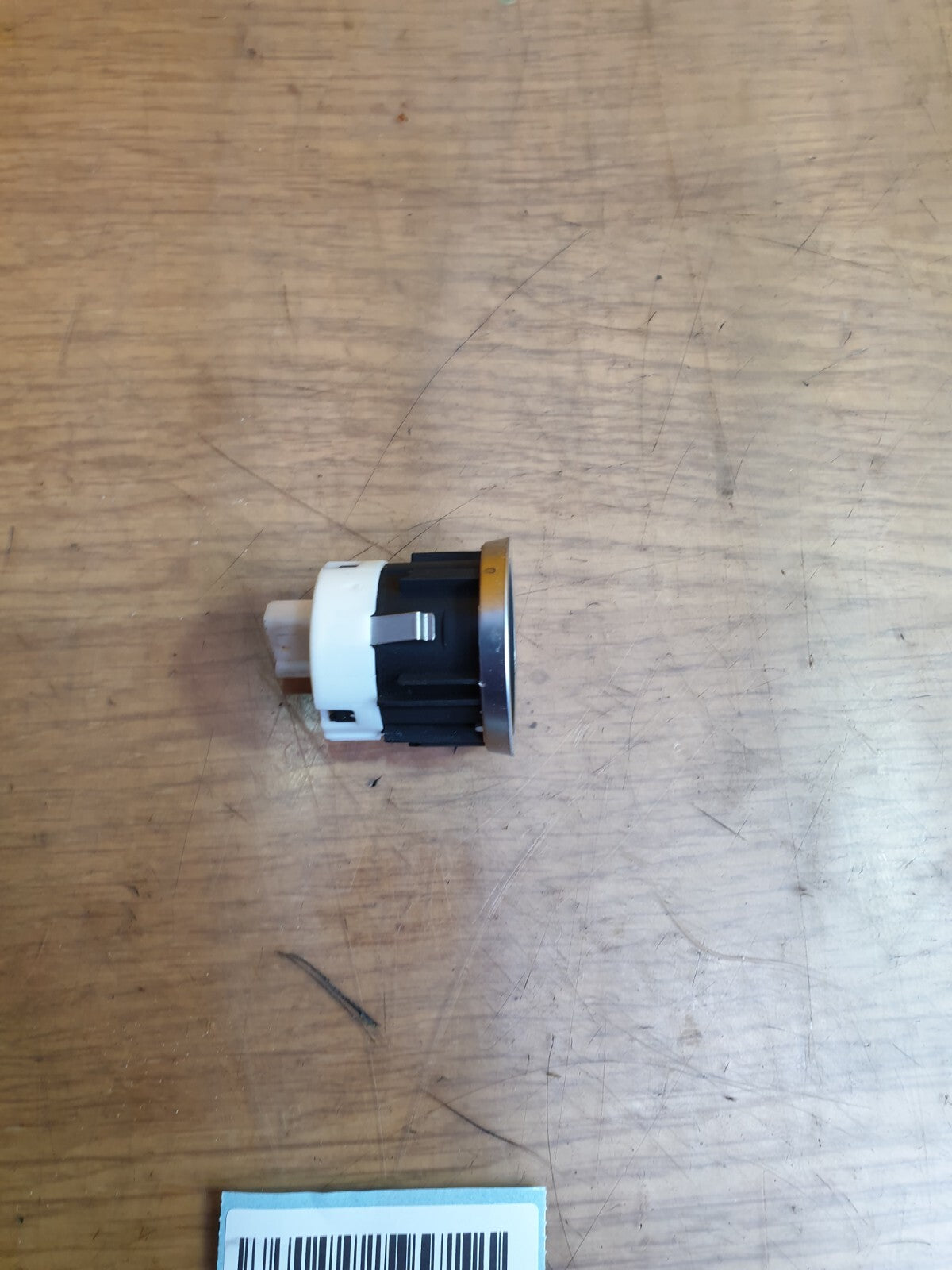 ebay-src:https://i.ebayimg.com/00/s/mtywmfgxmjaw/z/zroaaoswc25miuqm/$_57.jpg