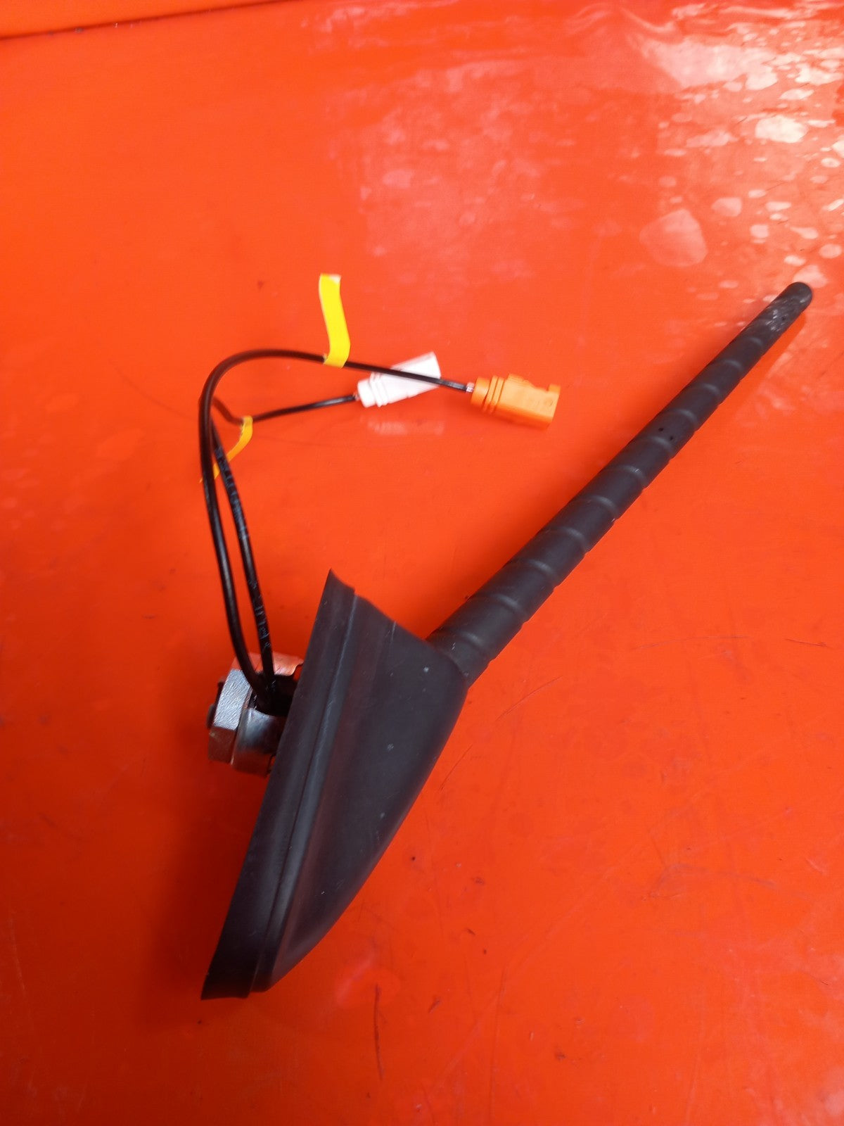 Citroen Berlingo 650 1.5 Diesel 2021 Aerial Roof Antenna 9808547080 A415 - Image 7