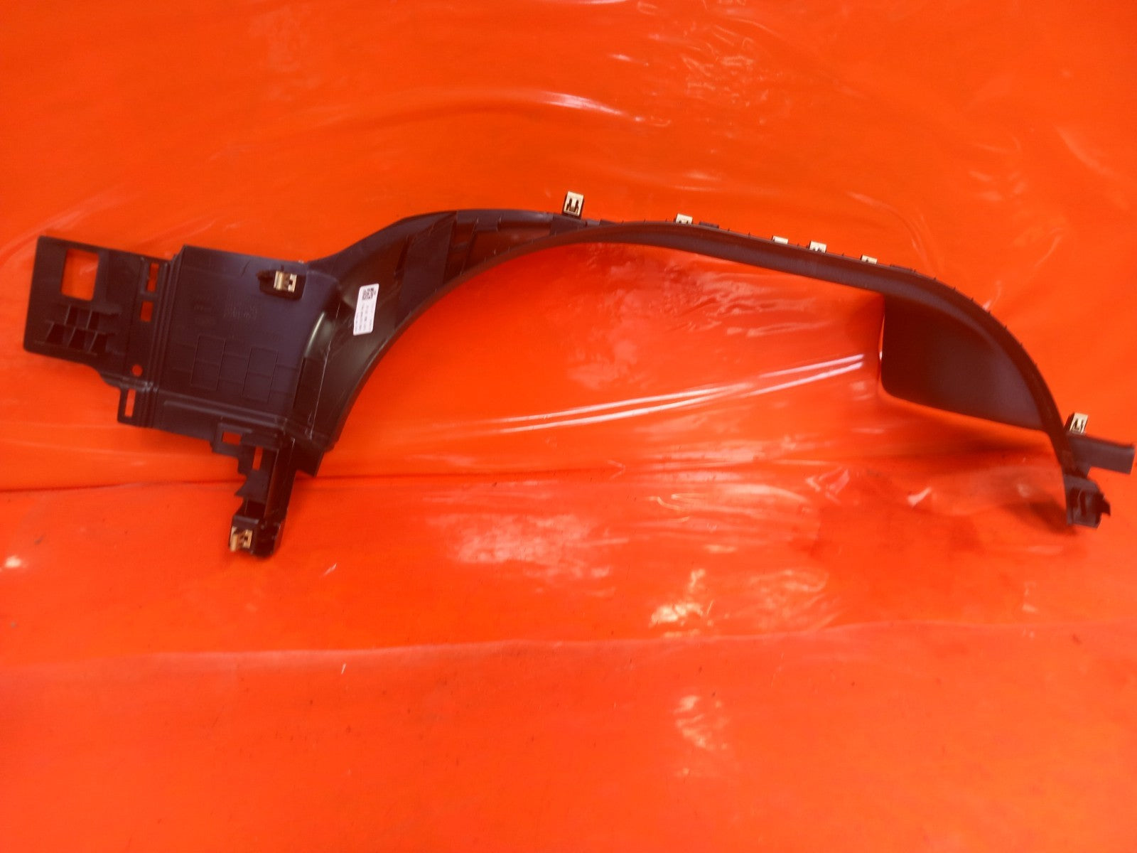 Land Rover Defender L663 3.0 Diesel 2025 Rear Right Door Step Trim L8B213244A - Image 12