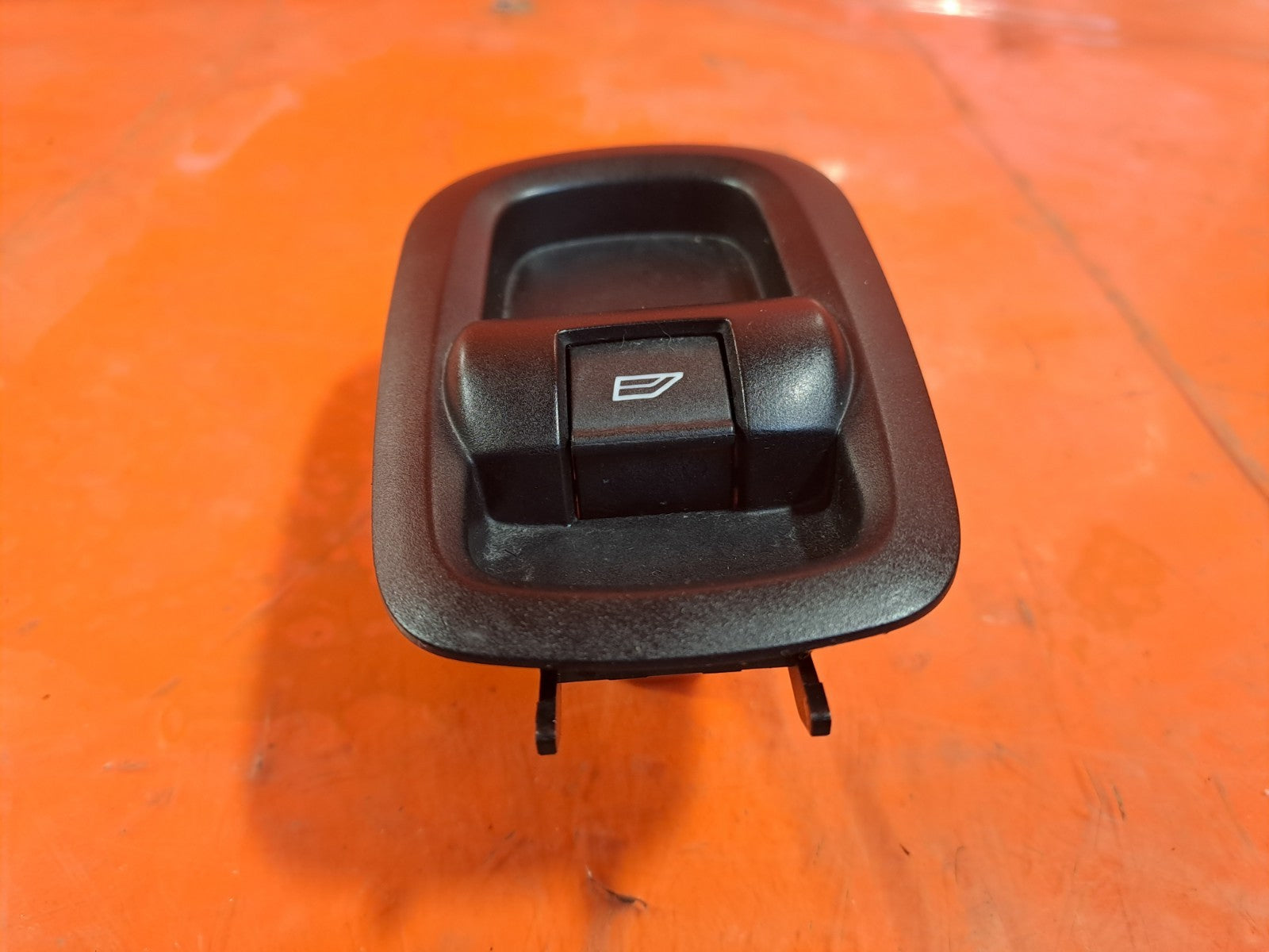 ✅Ford Tourneo Custom 2.0 Diesel 2017 Front Left Door Window Switch BK2T14529AB - Image 6