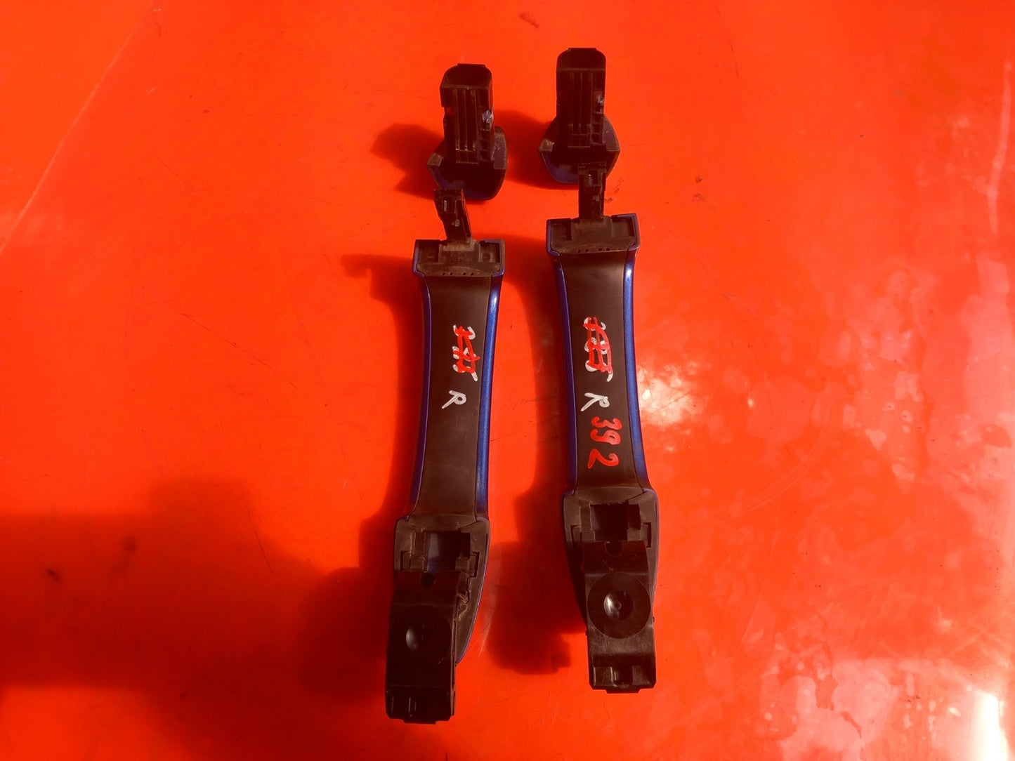 Renault Captur 1.6 Petrol 2023 Front Door Exterior Handles Pair Blue/Grey A392 - Image 9