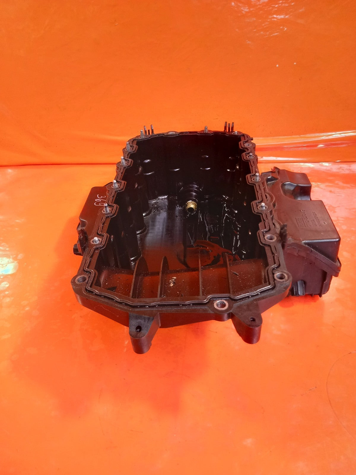 2017 Ford Transit Connect Engine Oil Pan Sump CT1Q-6675-AE Warranty A369 - Image 8