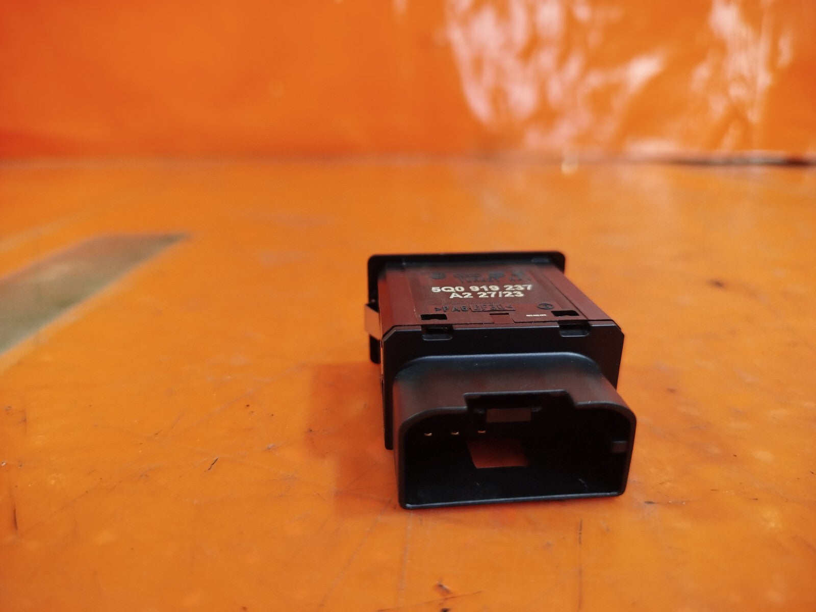 ✅CUPRA BORN V2 Ev 2023 LEFT AIRBAG DEACTIVATION CONTROL SWITCH 5Q0919237 A272 - Image 7