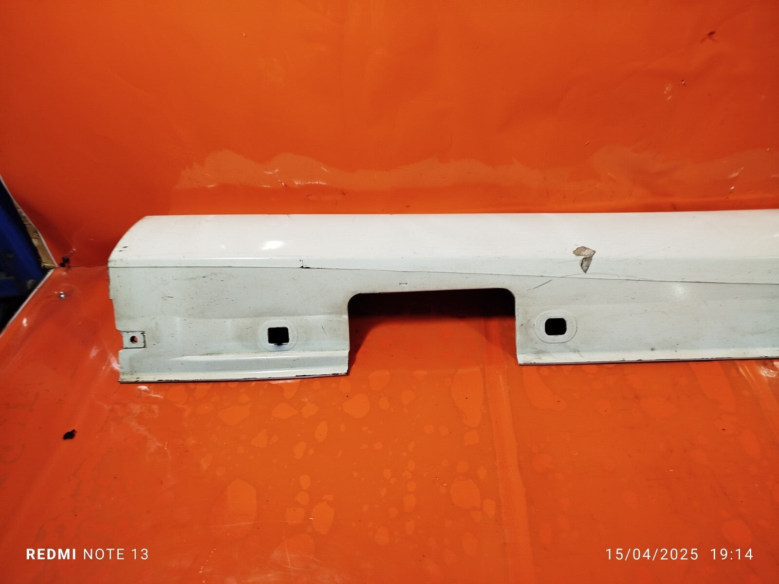 ✅MERCEDES A180 W176 1.5 DIESEL 2015 RIGHT SIDE SILL SKIRT WHITE A2466901440 A096 - Image 3