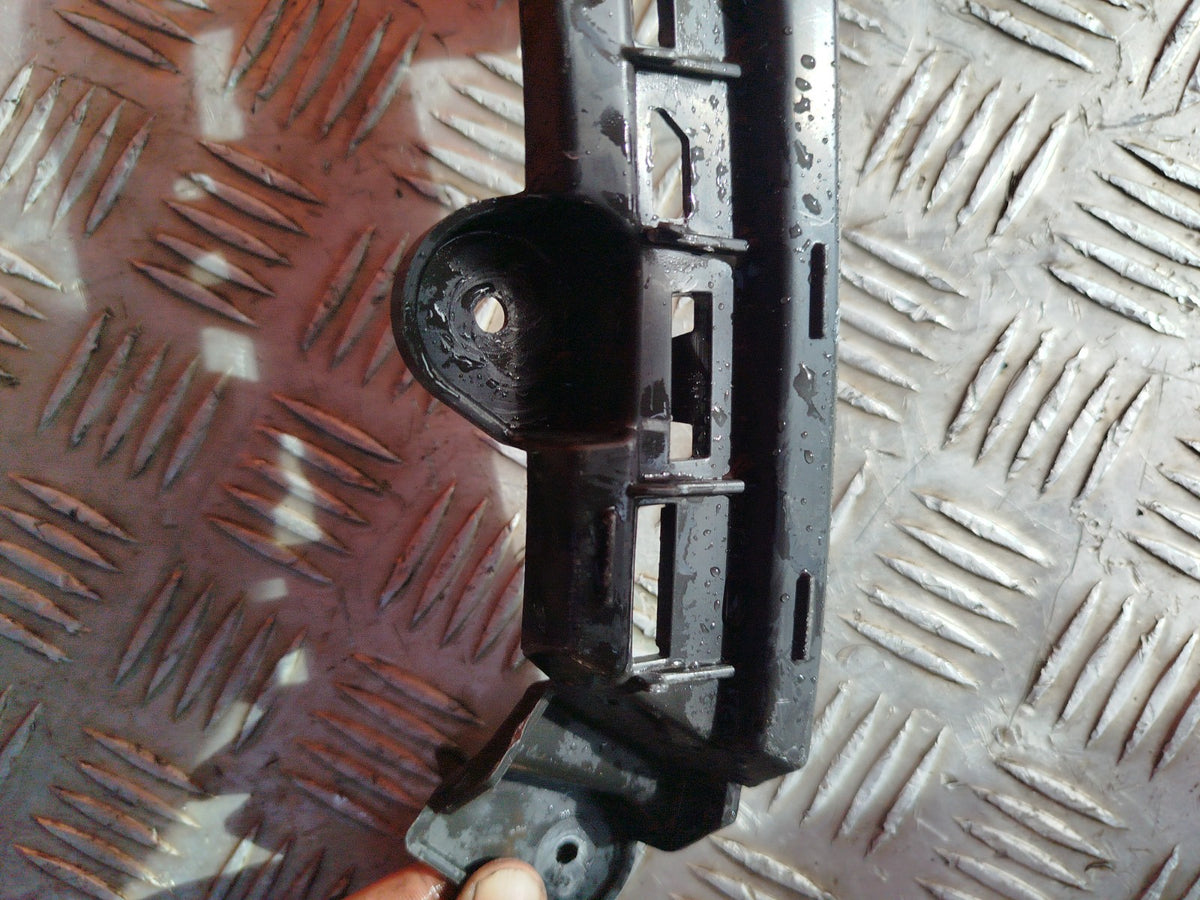 ebay-src:https://i.ebayimg.com/00/s/mtiwmfgxnjaw/z/kpsaaeswwtvqmdie/$_57.jpg