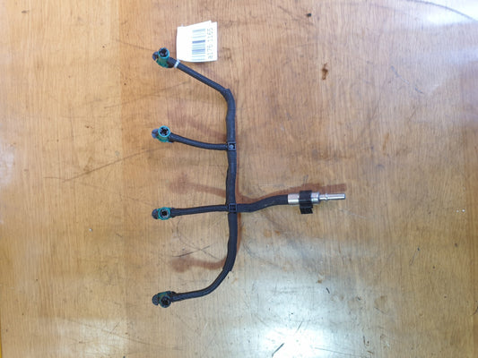 LAND ROVER DISCOVERY L550 2.2 DIESEL 2015 FUEL INJECTOR LEAK OFF RETURN PIPE - Image 1