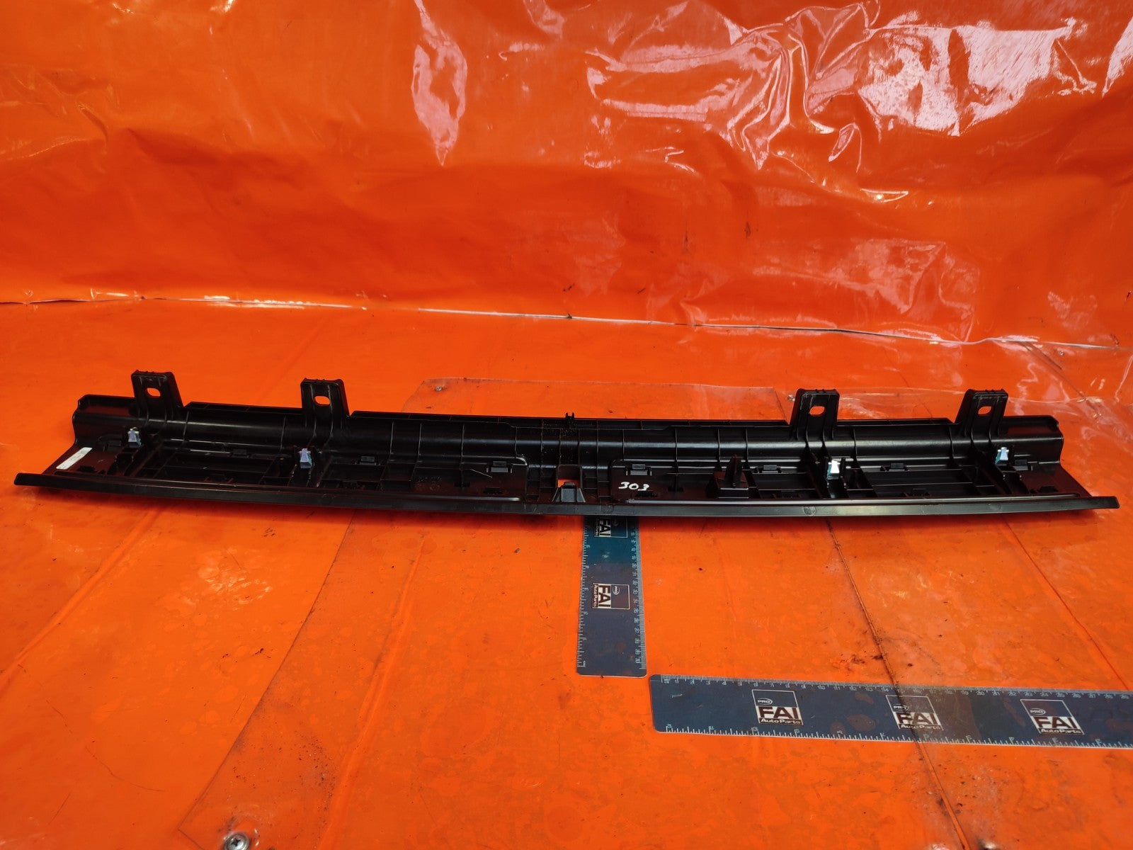 ✅BMW X1 F48 2.0 PETROL 2018 TRUNK BOOT LOADING SILL PANEL 7413689 Warranty A303 - Image 11