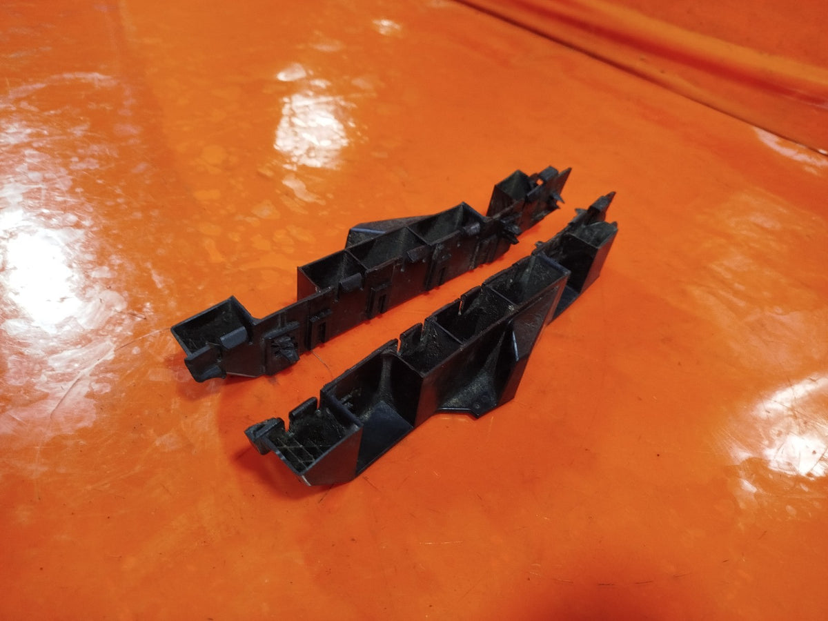 2021 VW Transporter T30 Front Bumper Bracket Pair Right Left 7LA807184A A412 - Image 9