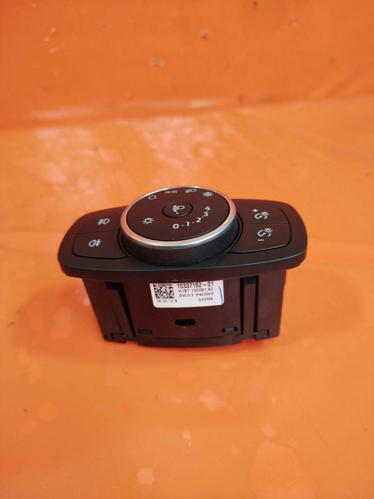 ebay-src:https://i.ebayimg.com/00/s/mtywmfgxmjaw/z/oc4aaoswqadnsdmf/$_57.jpg