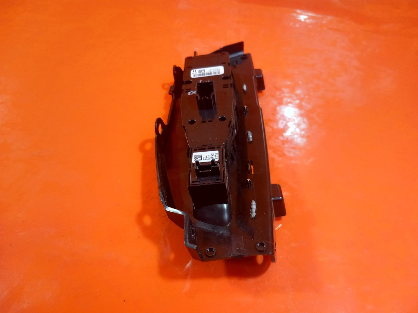 BMW X5 G05 3.0 Petrol 2025 Front Right Door Window Switch 6832729 Warranty A398 - Image 12