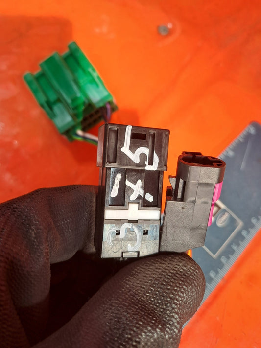 ✅2020 Jaguar I-Pace X590 Center Console Cable Harness J9D3-14B079-VA A375 - Image 1