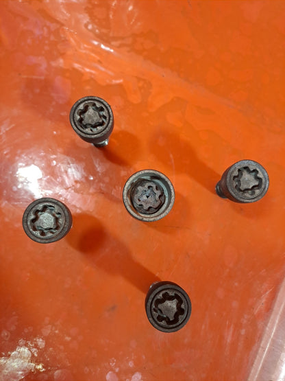 ebay-src:https://i.ebayimg.com/00/s/mtywmfgxmjaw/z/cvmaaeswyo1padrr/$_57.jpg