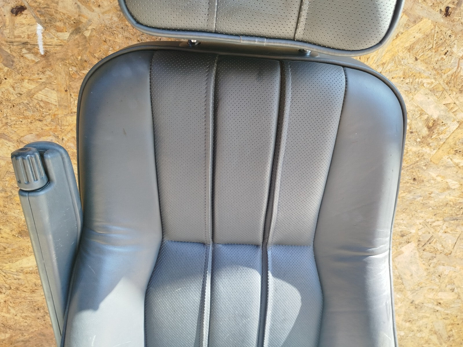 ebay-src:https://i.ebayimg.com/00/s/mtiwmfgxnjaw/z/qbiaaoswp4nojgpa/$_57.jpg