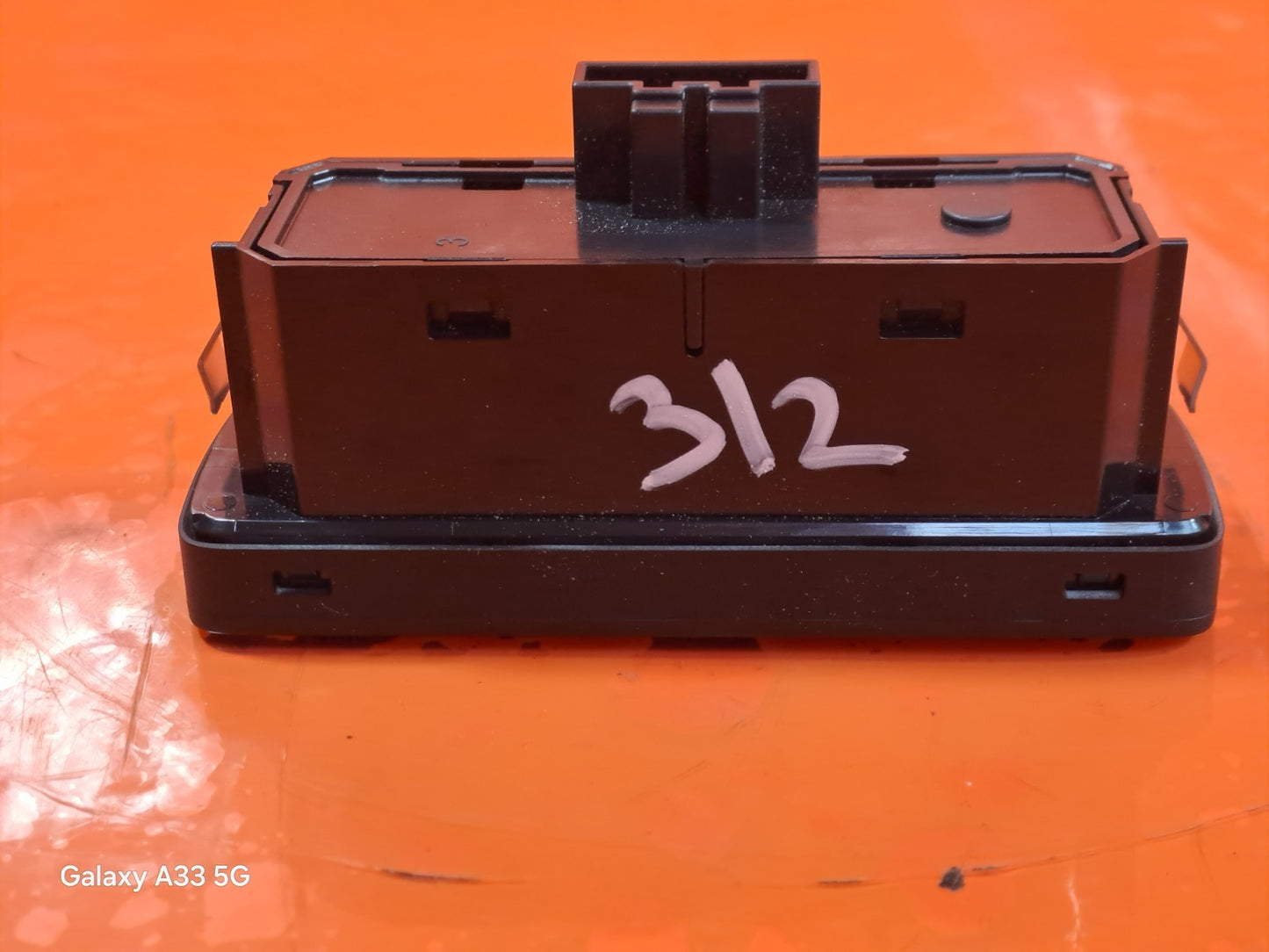 ✅POLESTAR 2 LONG RANGE 2023 TAILGATE OPENING SWITCH 32350330 Warranty A312 - Image 7