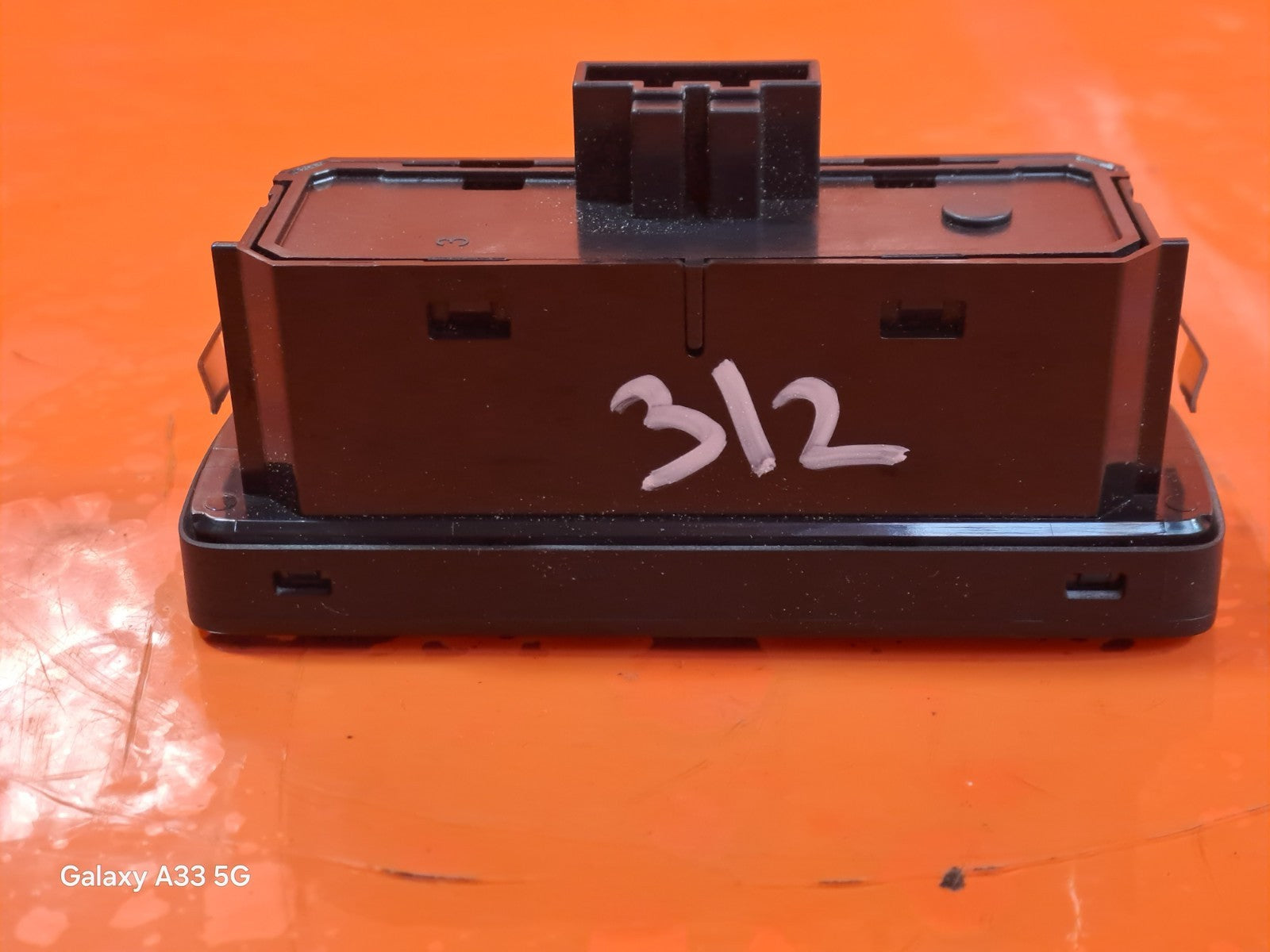 ✅POLESTAR 2 LONG RANGE 2023 TAILGATE OPENING SWITCH 32350330 Warranty A312 - Image 7