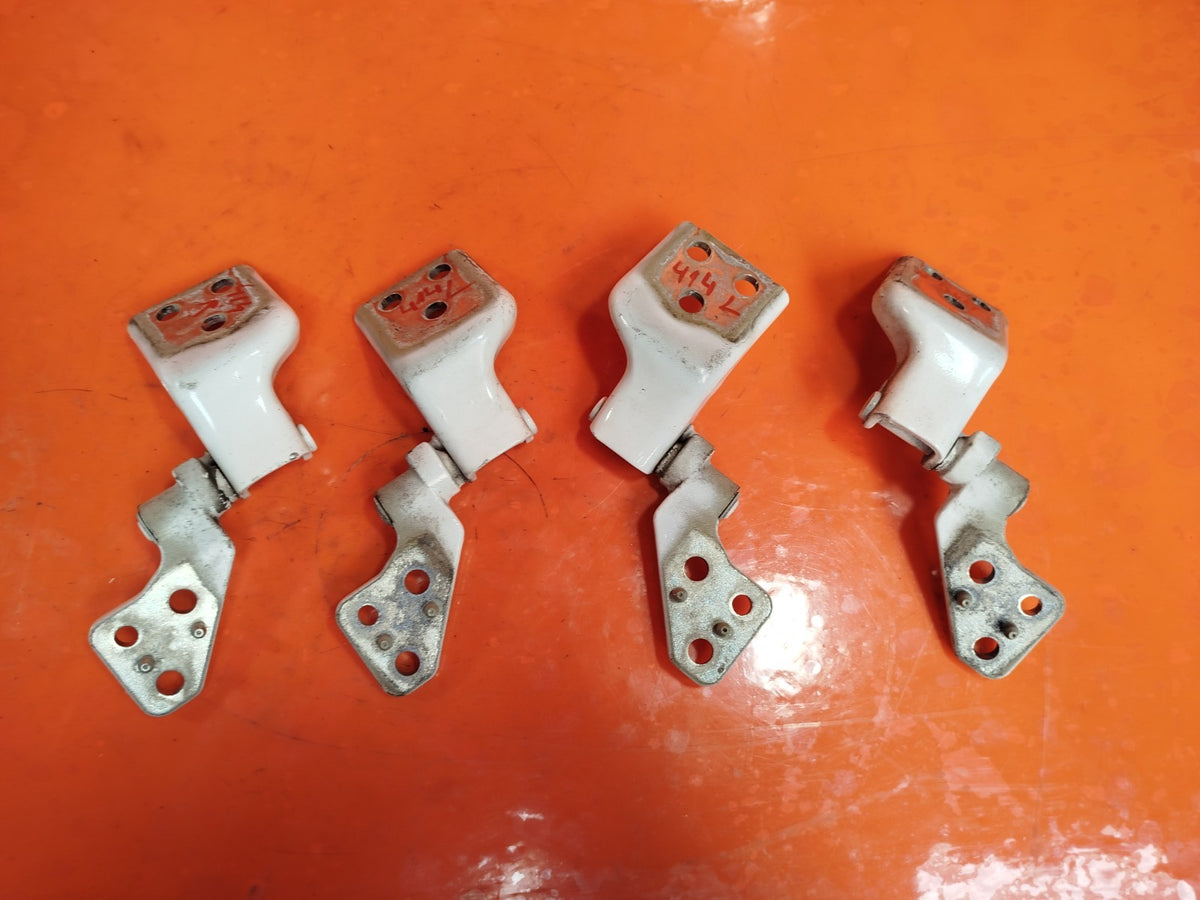 2020 Vauxhall Combo MK4 Rear Door Hinge Set Left Right Warranty A414 - Image 7