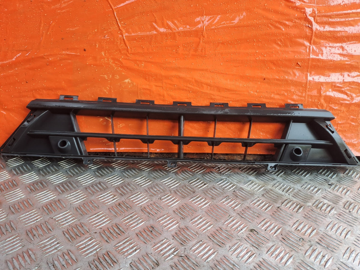 2015 Ford Tourneo Custom Front Bumper Lower Grille BK21-17K946-AA Warranty A371 - Image 3
