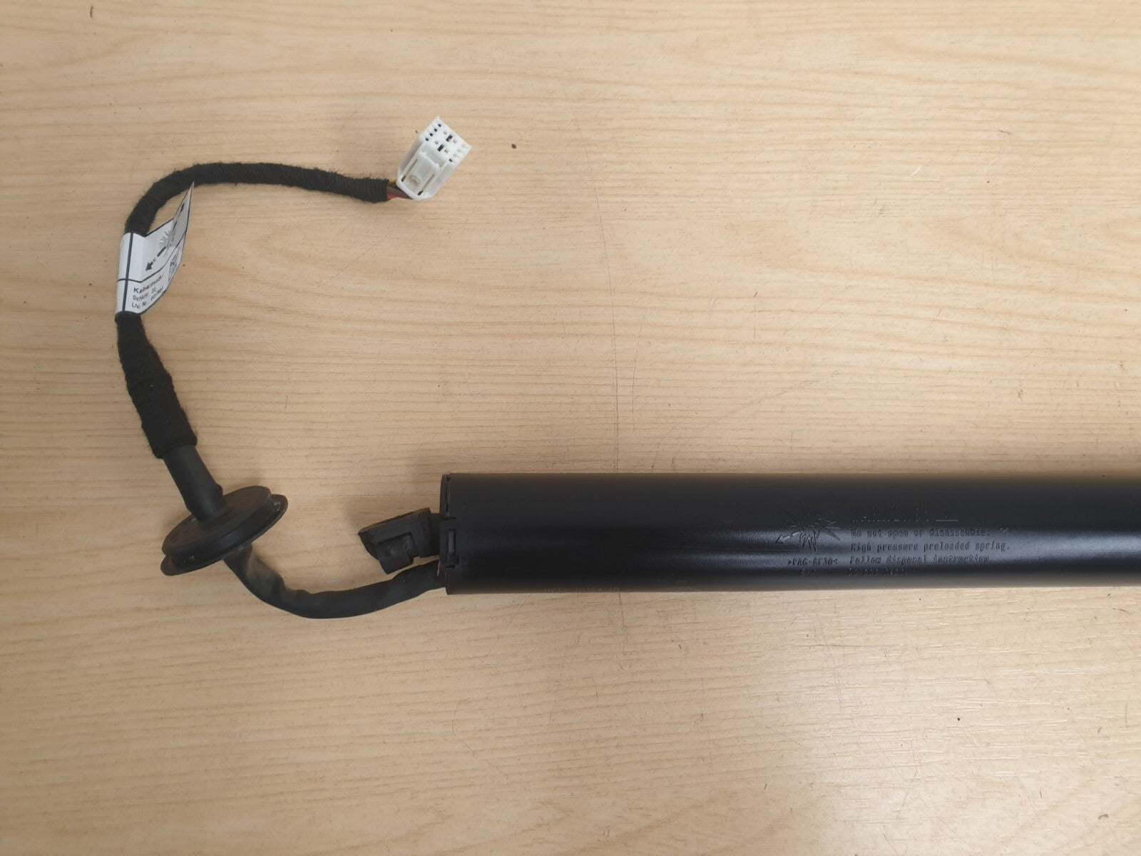 ebay-src:https://i.ebayimg.com/00/s/mtiwmfgxnjaw/z/xy4aaoswutnku-xr/$_57.jpg