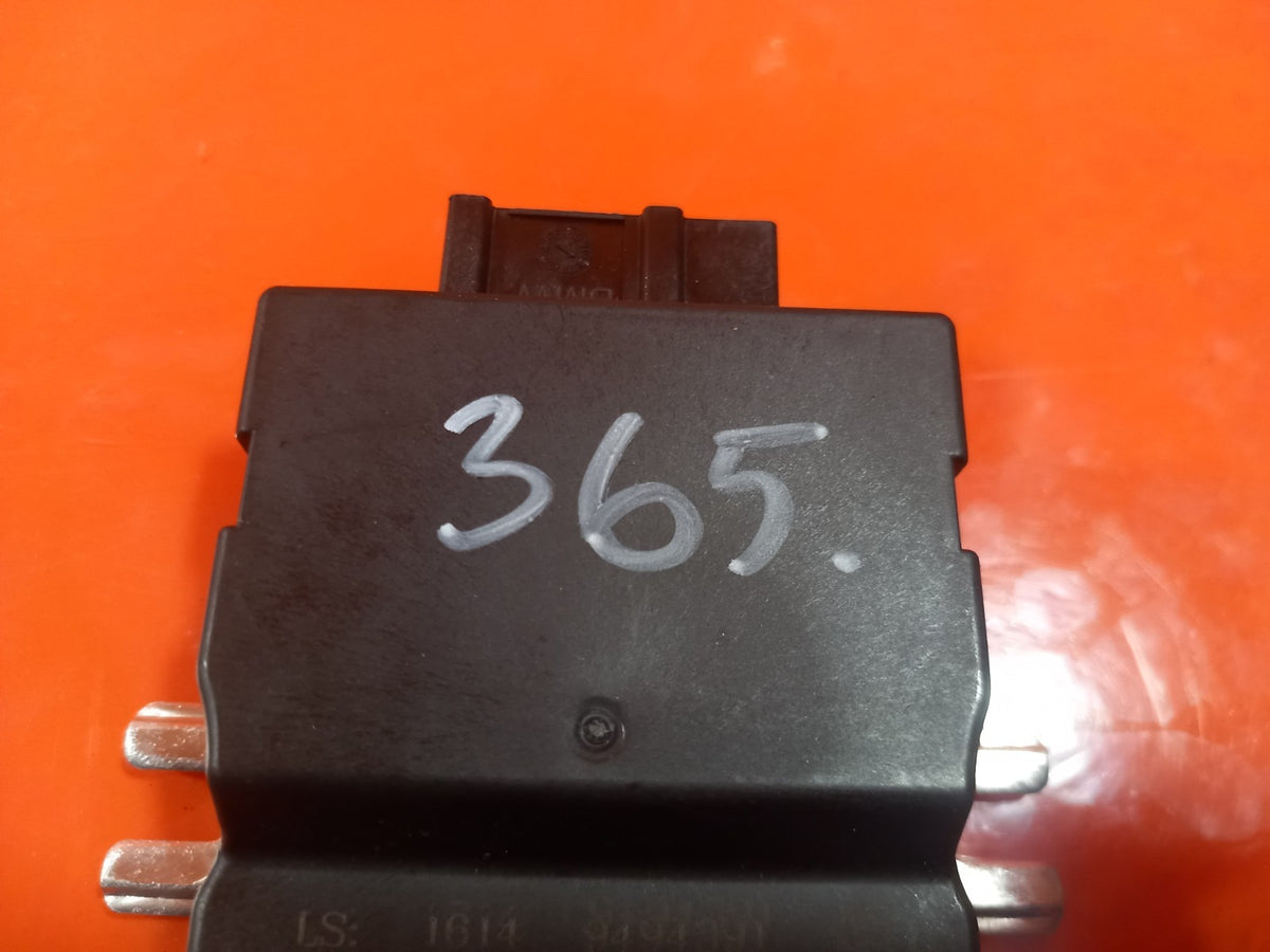 BMW F40 116D 1.5 Diesel 2021 Fuel Pump Control Module 9494391 Warranty A365 - Image 2