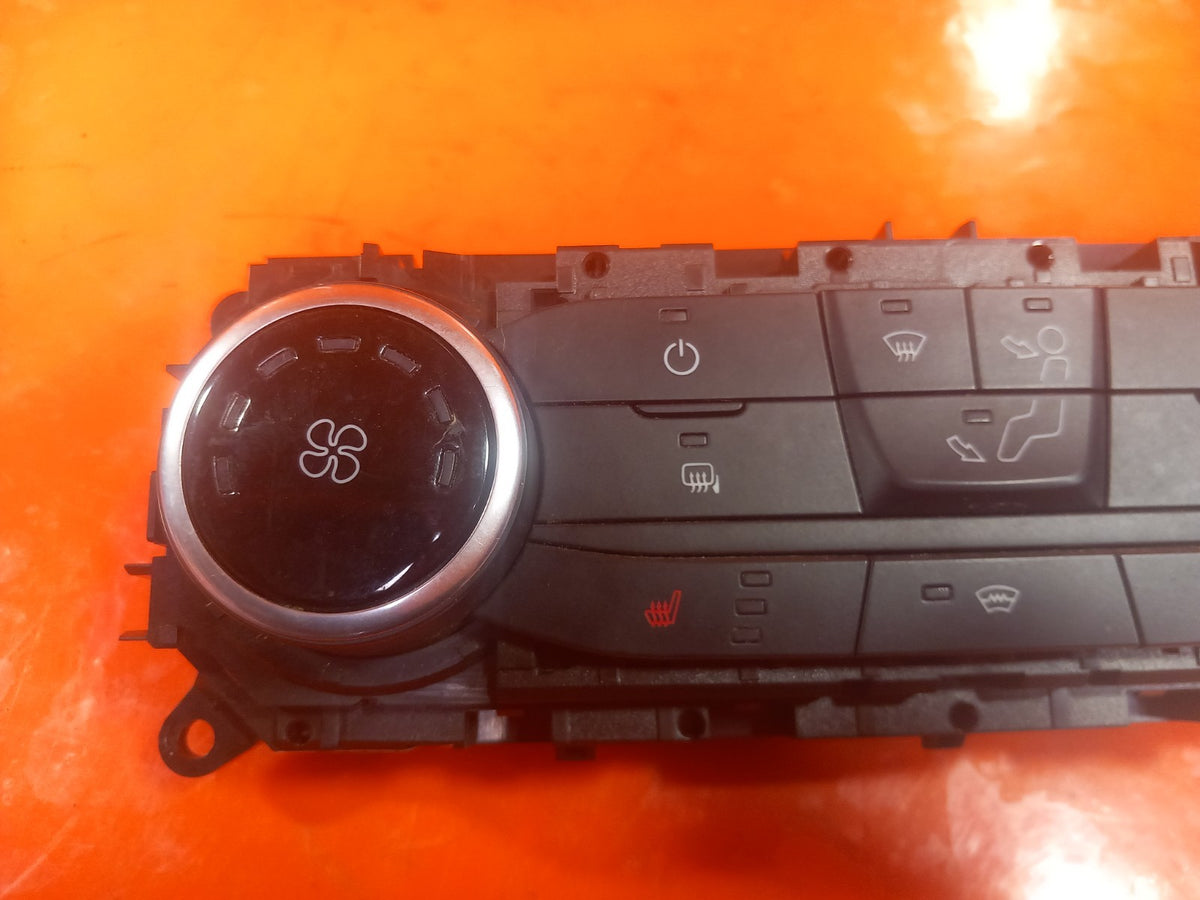 ebay-src:https://i.ebayimg.com/00/s/mtiwmfgxnjaw/z/1qcaaeswmybqsqtl/$_57.jpg