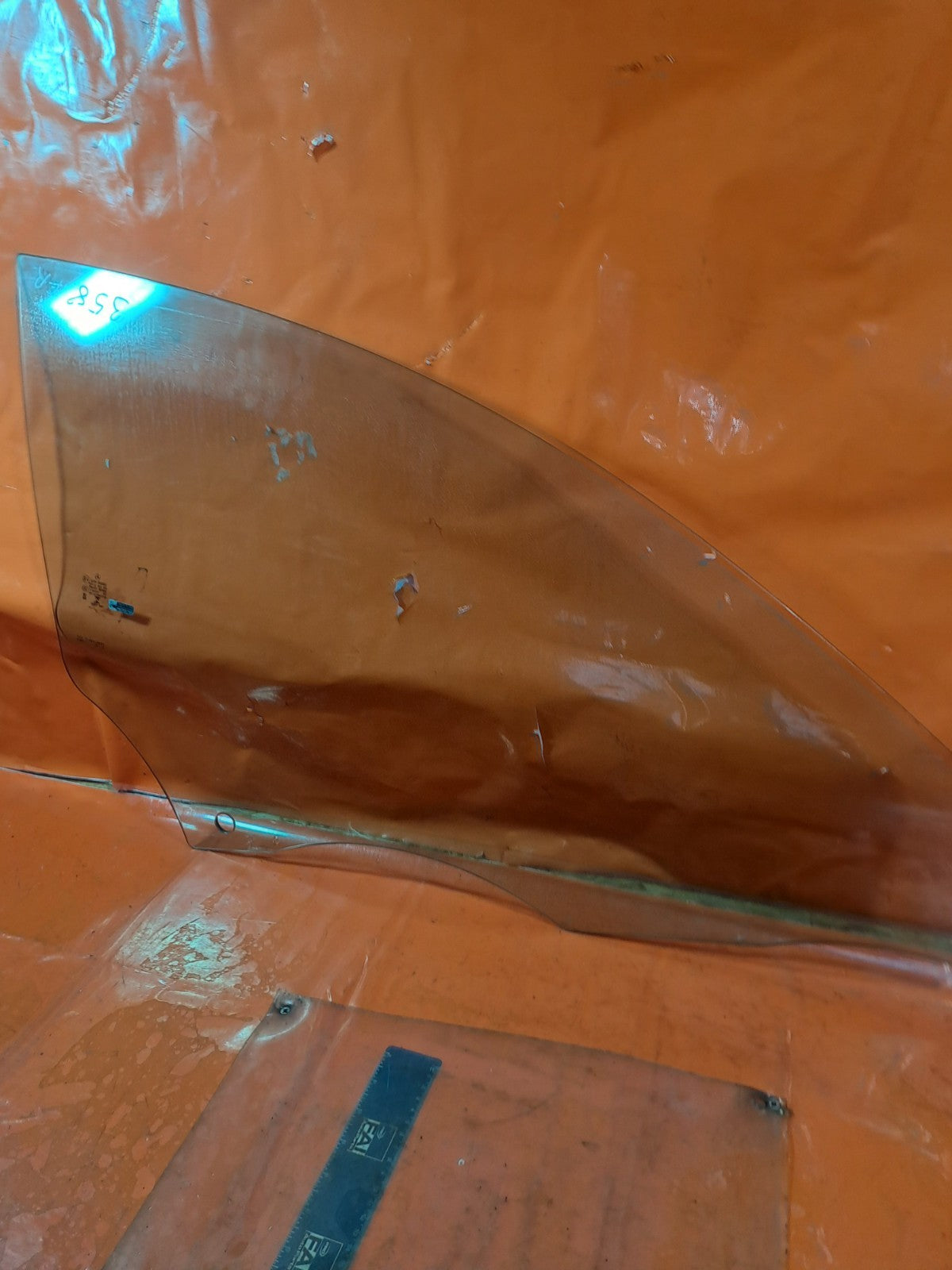 ✅2021 MERCEDES CLA C118 AMG LINE FRONT RIGHT DOOR GLASS A1187250200 A358 - Image 5