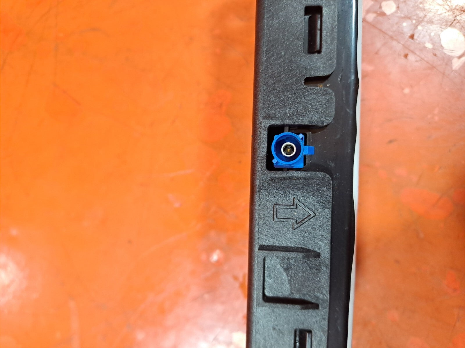 ebay-src:https://i.ebayimg.com/00/s/mtiwmfgxnjaw/z/r18aaoswmlbnl2yi/$_57.jpg
