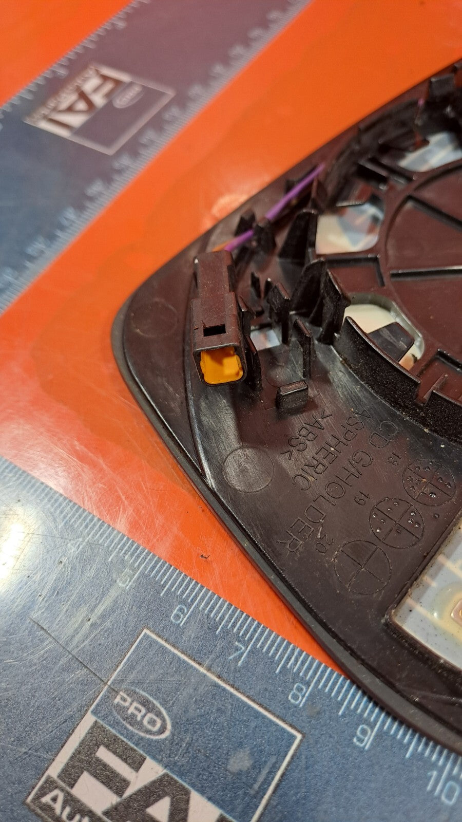 ebay-src:https://i.ebayimg.com/00/s/mtywmfg5mda=/z/gzcaaoswm0lnbspd/$_57.jpg