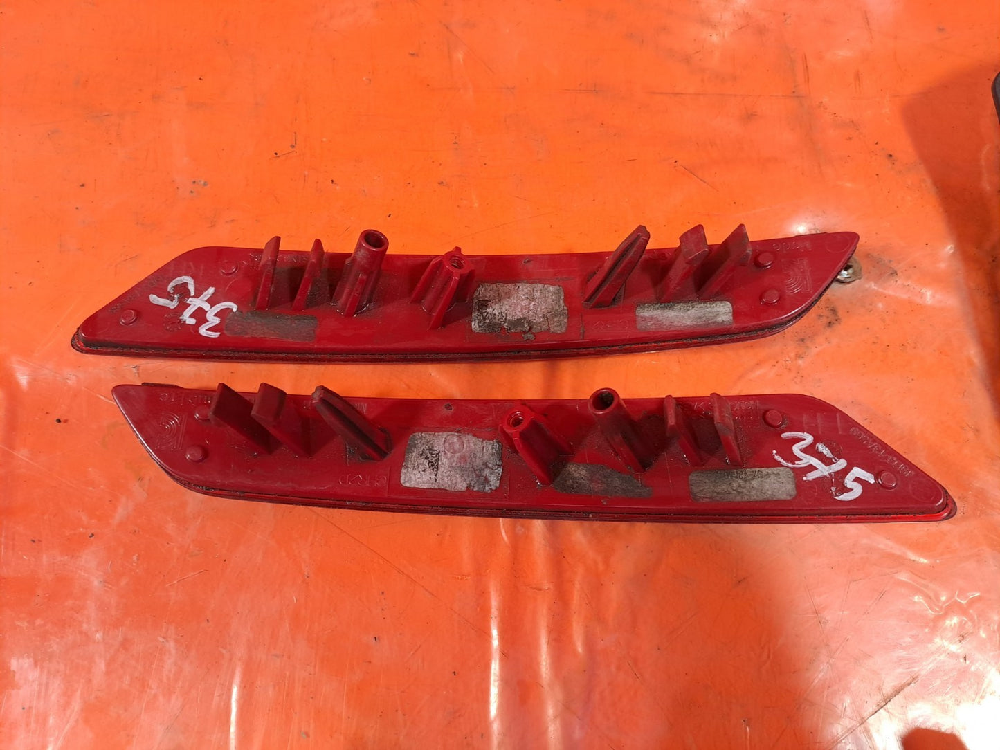 ✅Jaguar I-Pace Ev400 X590 2020 Rear Bumper Reflectors & Corner Trims J9D313A569  - Image 6