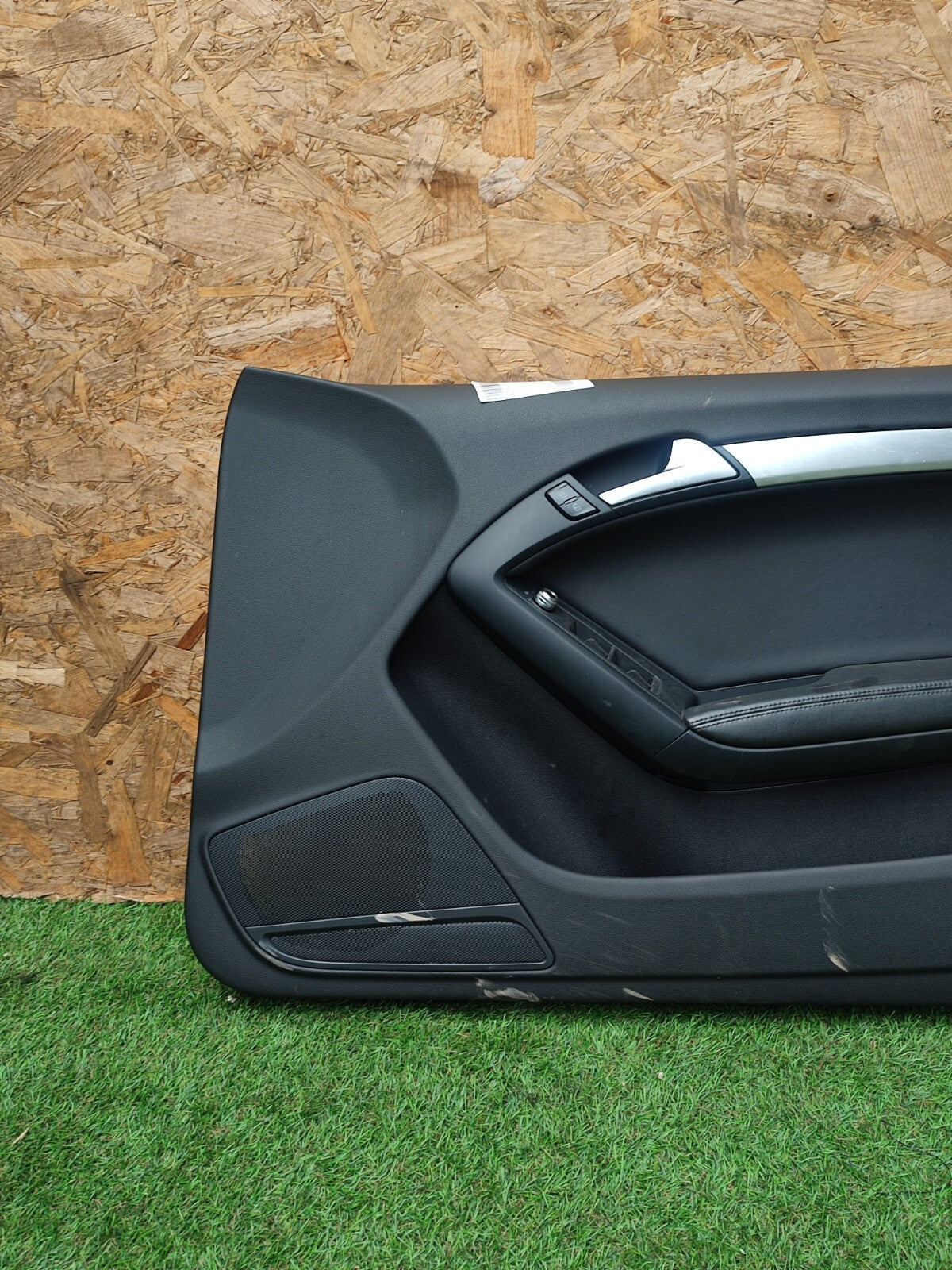 AUDI A5 CABRIO S LINE 2.0 DIESEL 2012 RIGHT DOOR CARD Warranty A218 - Image 2