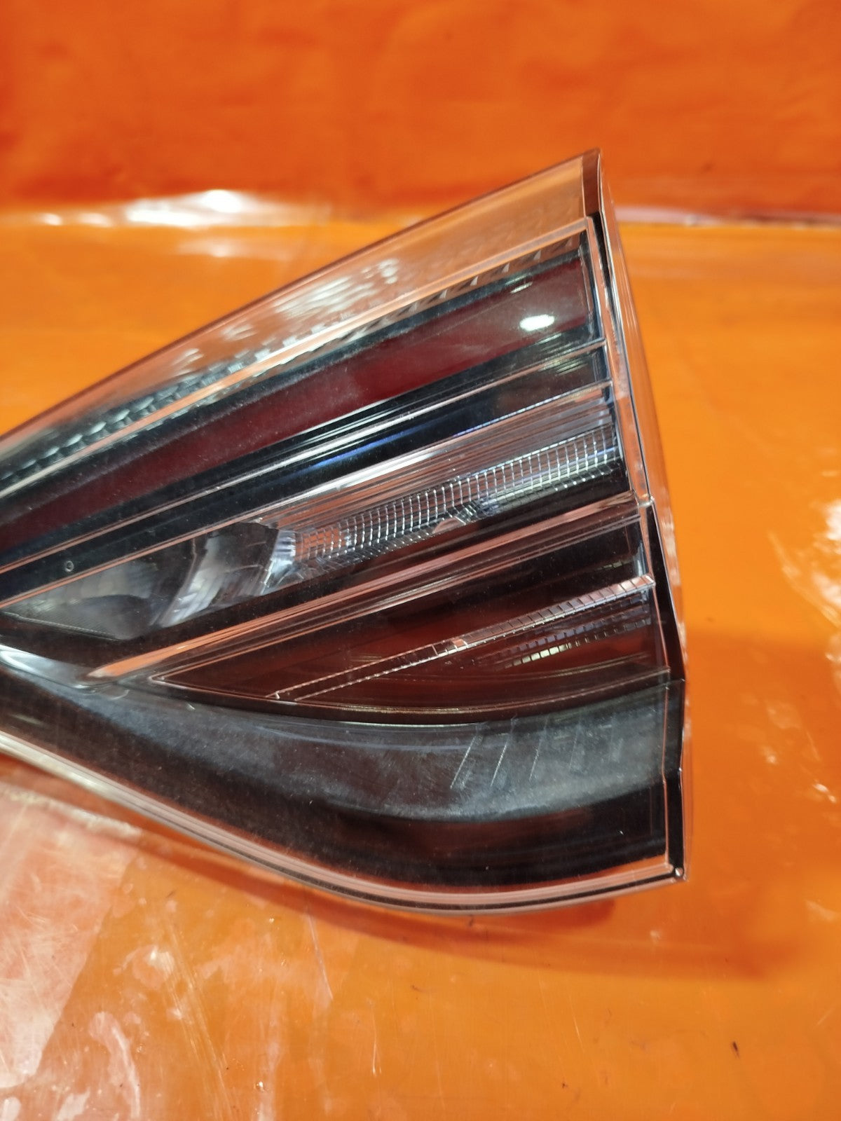 ✅RENAULT CLIO E-TECH 1.6 PETROL 2025 REAR RIGHT INNER TAIL LIGHT 265502363R A331 - Image 4